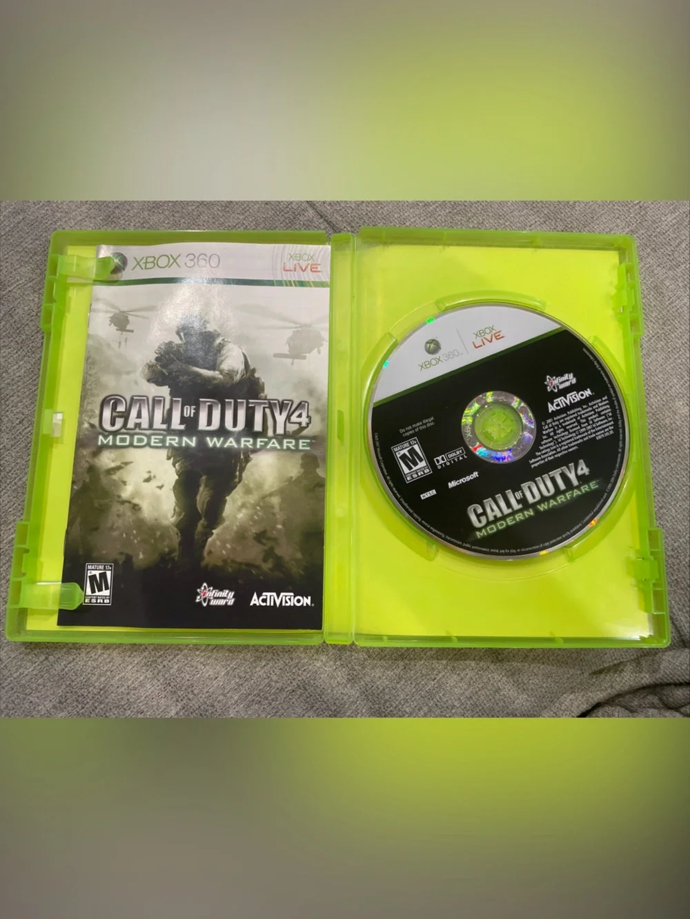 Call of Duty 4: Modern Warfare (Microsoft Xbox 360) Complete In Box